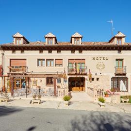 Hotel Puerta Sepúlveda, hotel u gradu Sepulveda