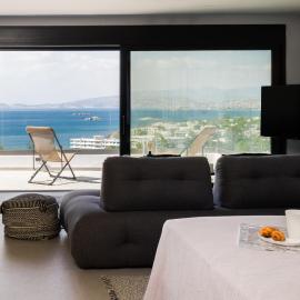Experience Penthouse by Athens Riviera Suites, hotell sihtkohas Saronida