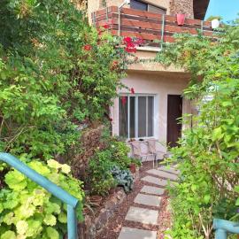 Dekel, Hotel in Arad