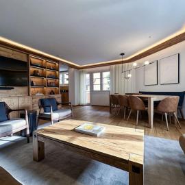 Chic Alpine Elegance: Designer Retreat in Samedan