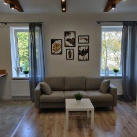 Konopnickiej 9 Studio z antresolą PTAK, Orientarium, Atlas ARENA, Szpital, Mandoria, Fala, Centrum Zdrowia Matki Polki, Rodzina, Family, bezpłatny parking, hotel v destinaci Pabianice