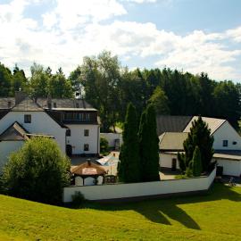 Hotel a Hostinec Tálský mlýn, hotel di Zďar nad Sazavou