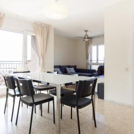 Pubone AT Sabadell, khách sạn ở Sabadell