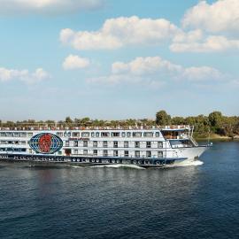MS Chateau Lafayette Nile Cruise - 4 nights from Luxor each Monday and 3 nights from Aswan each Friday – hotel w mieście Luksor
