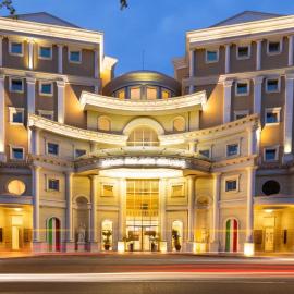 Rome Palace Deluxe - All Inclusive Premium، فندق في ساني بيتش