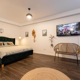 Ultra central apartment، فندق في بايا ماري