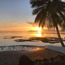 Tahitian villa avec accès mer privé à 300 m, hotel a Punaauia