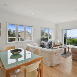 Sun-drenched Bach - Leigh Holiday Home, hotel a Leigh