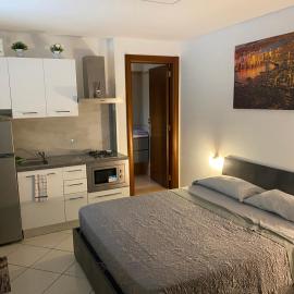 Room Mazzini, hotell i Lecce