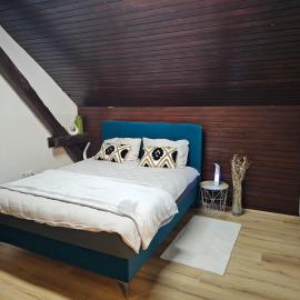 Soba 7 Pekrska vila, hotell i Limbuš