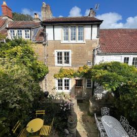 Bradford on Avon holiday cottage 4 bedroom near Bath
