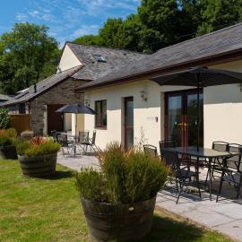 Lake view Cottage at Lower Aylescott