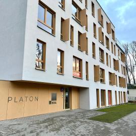 Platon Residence Apartments, хотел в Лодз