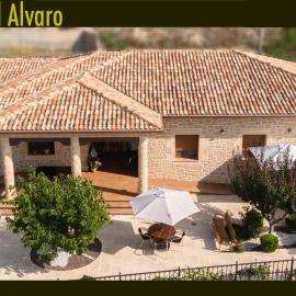 Casa Rural Alvaro, hotel v destinaci Albares