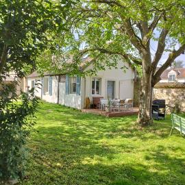 Baia, Une charmante maison avec jardin et climatisation