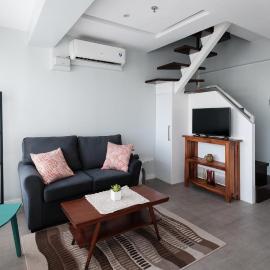 One bedroom budget condo in BGC, hotel en Manila