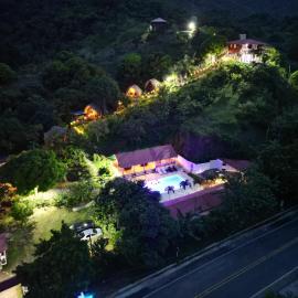 Cabañas Orlando y Más Na' Tayrona, hotel in El Zaino