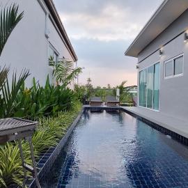 Green Lung Pool Villas Bangkok, hotel i Bang Krasop