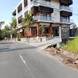 Mesari Villa, hotel en Keramas