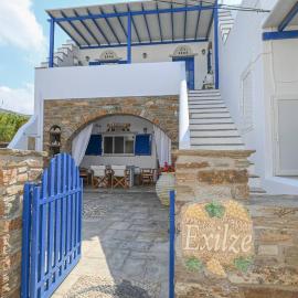 Exilze House Beachfront Kionia, Hotel in Kionia