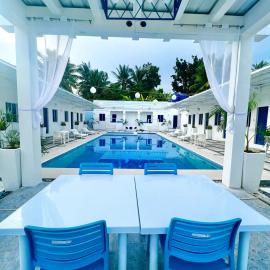 Issa's Haven Resort – hotel w mieście Look