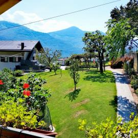 B & B La Mela, hotel en Darfo
