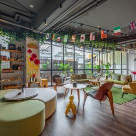 Light Hostel - Tainan, hotel en Tainan