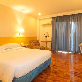 Aloha Hotel Roxas Boulevard Manila
