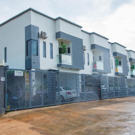 OVEAN LUXURY HOMES AWKA, ξενοδοχείο σε Akwa