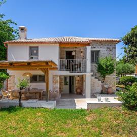 Hortensia House by WhiteDream Villas