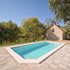 Nice Home In Licka Jesenica With Sauna