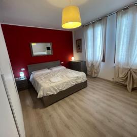 Bellini room with private bathroom