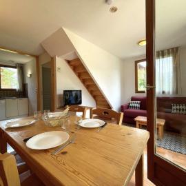 Chalet lumineux 3 pièces, 4 pers, proche remontées et pistes, balcon, parking, wifi gratuit - FR-1-525-270