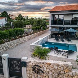 Villa More