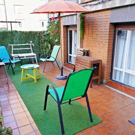 Apart 2 terrazas para 4 personas Bilbao centro、ビルバオのホテル