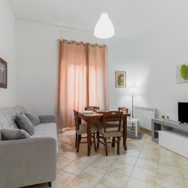 Seaside apartament near the Beach, hotel u gradu Minturno