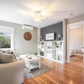 Walk to the waterfront! The Cozy Cottage, hotel in Tacoma