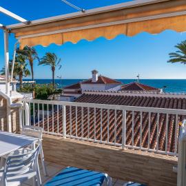 Beach Bungalow Torrox، فندق في توروكس
