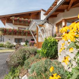 ARNIKA Garni, hotel v Oberammergau