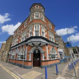 쉬어니스에 위치한 호텔 Royal Hotel Sheerness