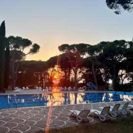 Belvedere Pineta Camping Village Grado, hotel v Gradežu