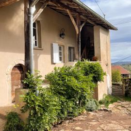 Ferme Fleurie, хотел в Bergesserin