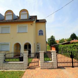 FausztLand Apartments