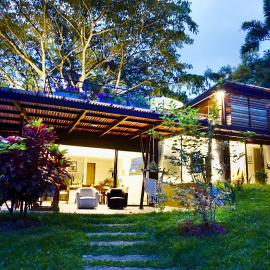 LALDEA Nirvana Eco Villa in Cerritos