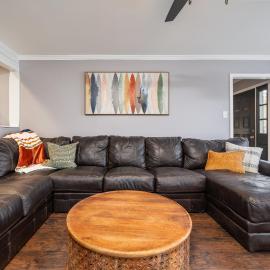 Colleens Corner Captivating 4bed 2.5 bath in Charming Neighborhood, hotel in Little Rock