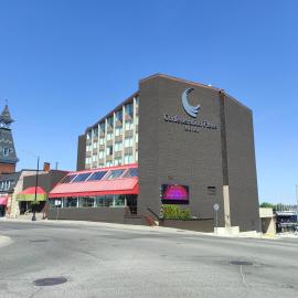 Confederation Place Hotel、キングストンのホテル