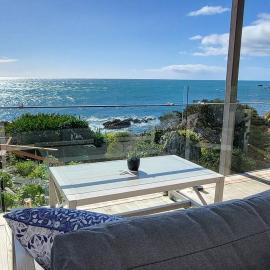 Heathcliff. Stunning ocean views!, hotel in Boat Harbour