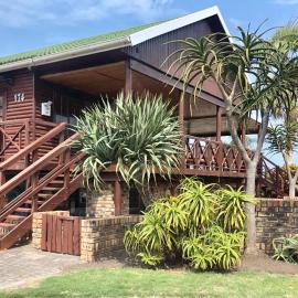 Aloe Breeze Cove Rock, hotel in East London