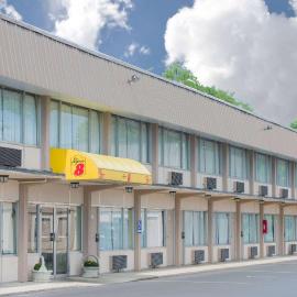 Super 8 by Wyndham Ashland, hotell i Ashland