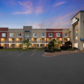 Days Inn by Wyndham Florence Near Civic Center, hotel in Florence